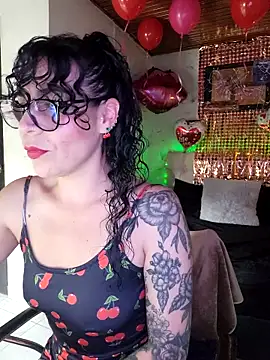 mia velvet1 online show from February 19, 2026, 3:52 pm