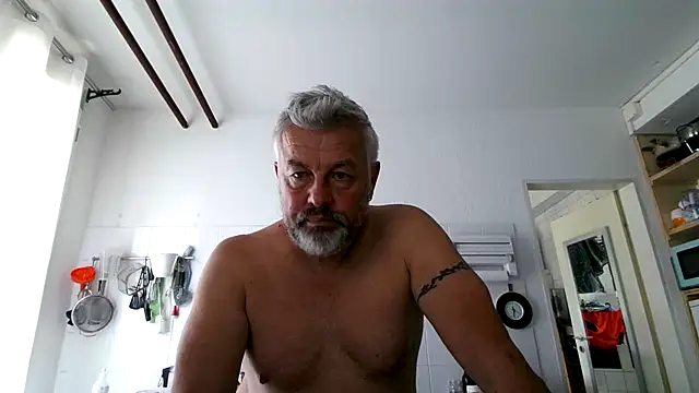 Berg Boy online show from October 10, 2025, 9:30 am