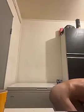 Hugo34bg online show from October 29, 2025, 2:36 am