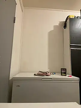 Hugo34bg online show from February 5, 2026, 5:12 am