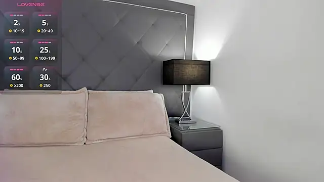 Alexa Madisson online show from September 11, 2025, 8:42 pm