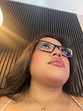 Snapshot of Alexa_Madisson chatting on May 20, 2026, 7:53 pm Alexa Madisson online show from May 20, 2026, 7:53 pm