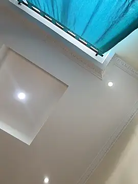 Snapshot of Ivelleee_ chatting on January 5, 2026, 7:50 pm Ivelleee online show from January 5, 2026, 7:50 pm