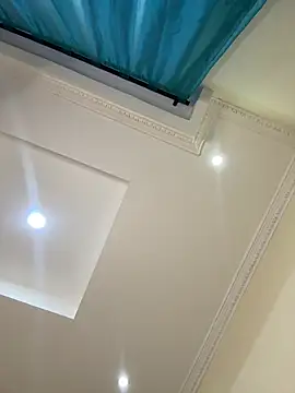 Snapshot of Ivelleee_ chatting on January 9, 2026, 10:55 pm Ivelleee online show from January 9, 2026, 10:55 pm