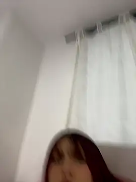 Snapshot of Ivelleee_ chatting on February 26, 2026, 8:41 pm Ivelleee online show from February 26, 2026, 8:41 pm