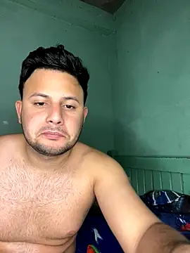 Snapshot of Mr_brian03 chatting on November 29, 2025, 4:04 am Mr brian03 online show from November 29, 2025, 4:04 am