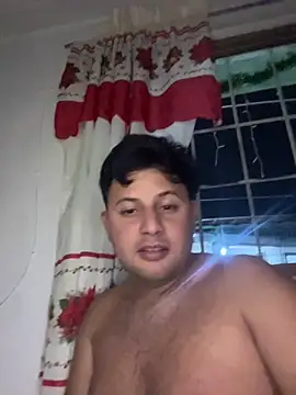 Snapshot of Mr_brian03 chatting on June 28, 2026, 5:24 am Mr brian03 online show from June 28, 2026, 5:24 am