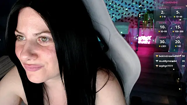 BellaStar84 online show from May 15, 2026, 7:04 am