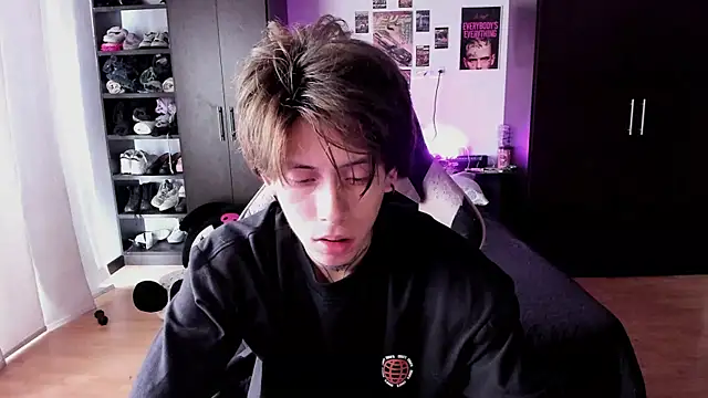 xIce Boy online show from February 18, 2026, 3:19 pm