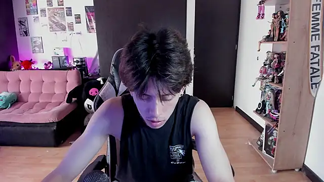 xIce Boy online show from June 3, 2026, 1:25 pm