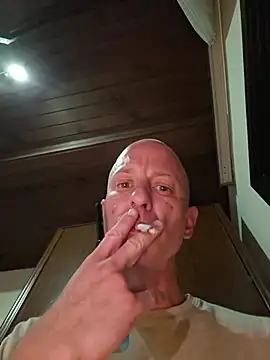svenpfeifer online show from July 8, 2026, 10:58 pm