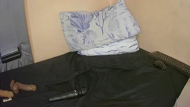 XhosaBoobs4U online show from October 18, 2025, 6:08 pm