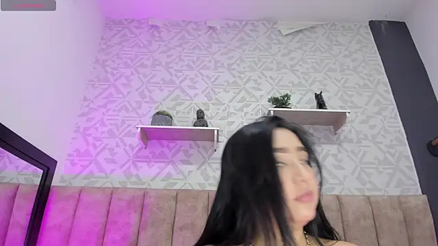 MelinaCruz online show from December 20, 2025, 4:19 am