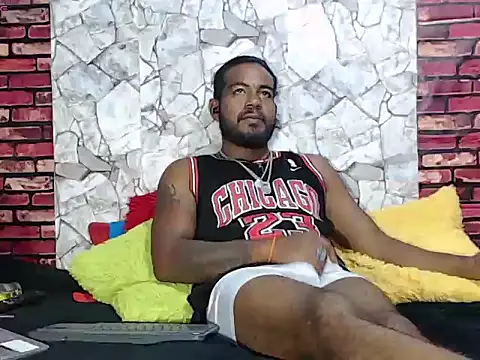 BladeFoxxx1 online show from February 11, 2026, 4:39 am