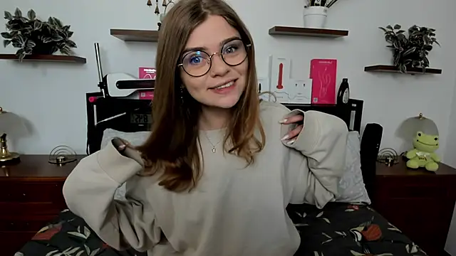 Snapshot of HaleyReedme chatting on May 3, 2026, 6:52 am HaleyReedme online show from May 3, 2026, 6:52 am