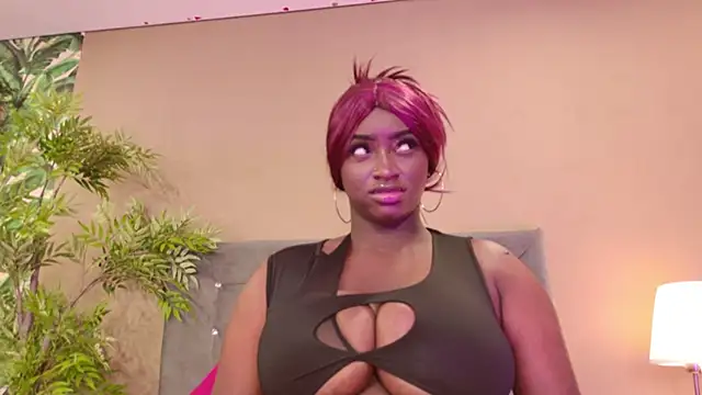 BetsyBennet  online show from November 27, 2025, 9:28 pm