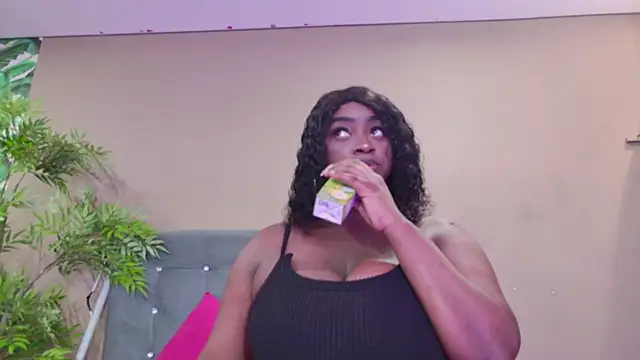 BetsyBennet  online show from December 19, 2025, 9:55 pm