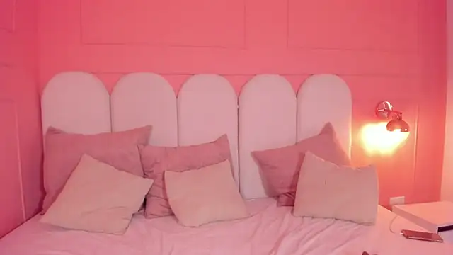 Snapshot of eva_sainnt chatting on October 11, 2025, 5:17 am eva sainnt online show from October 11, 2025, 5:17 am