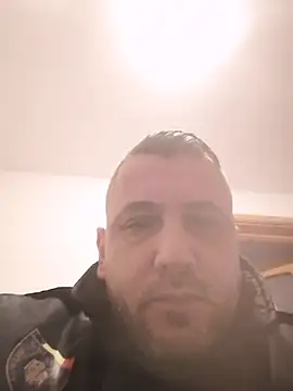 yourflowerpink online show from February 15, 2026, 9:08 am