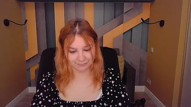 AngelinaLow online show from May 24, 2026, 5:34 am