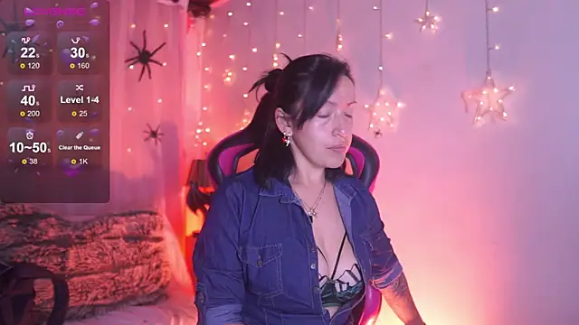 Madison Mayer online show from October 27, 2025, 12:31 pm