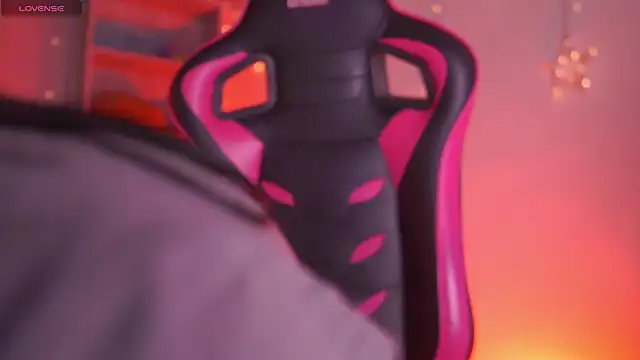 Madison Mayer online show from February 12, 2026, 2:01 pm