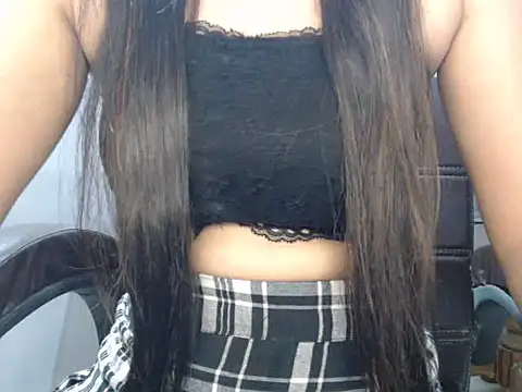 Snapshot of TheMostBeautifullGirl- chatting on July 28, 2026, 5:34 pm TheMostBeautifullGirl- online show from July 28, 2026, 5:34 pm