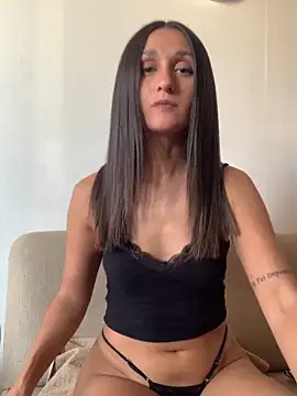 luci brecman online show from April 12, 2026, 9:31 pm