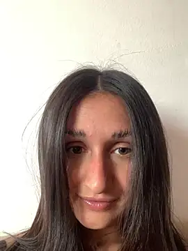 luci brecman online show from April 19, 2026, 6:21 pm