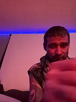 Stillhard8925 online show from November 2, 2025, 5:32 am