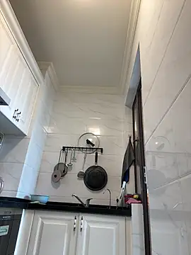 aa520uv online show from April 17, 2026, 2:25 am