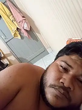 indio9233 online show from November 3, 2025, 6:47 am