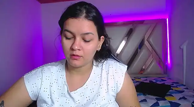 Snapshot of kriss_sweetboobs10 chatting on March 21, 2025, 12:28 pm kriss sweetboobs10 online show from March 21, 2025, 12:28 pm