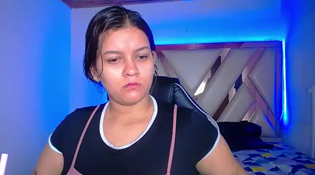 Snapshot of kriss_sweetboobs10 chatting on March 22, 2025, 12:25 pm kriss sweetboobs10 online show from March 22, 2025, 12:25 pm