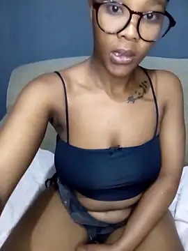 Hotytoty26 online show from May 9, 2026, 4:12 pm