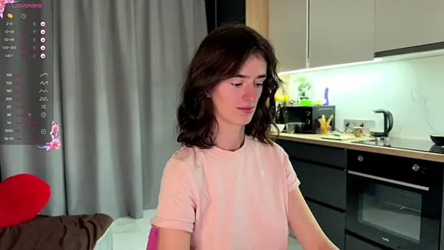 TwinTemptations online show from September 20, 2025, 5:25 pm