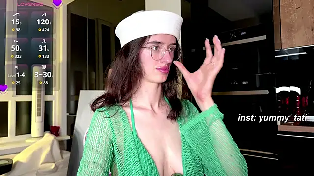 Snapshot of TwinTemptations chatting on June 24, 2026, 7:13 pm TwinTemptations online show from June 24, 2026, 7:13 pm