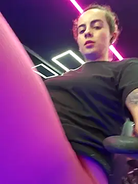 Snapshot of Sairy_ chatting on November 5, 2025, 12:32 am Sairy online show from November 5, 2025, 12:32 am