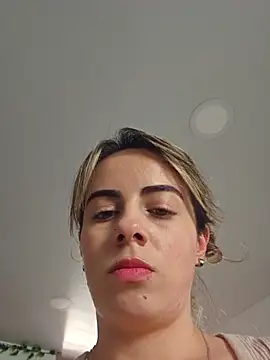 Snapshot of Sairy_ chatting on November 10, 2025, 7:24 pm Sairy online show from November 10, 2025, 7:24 pm