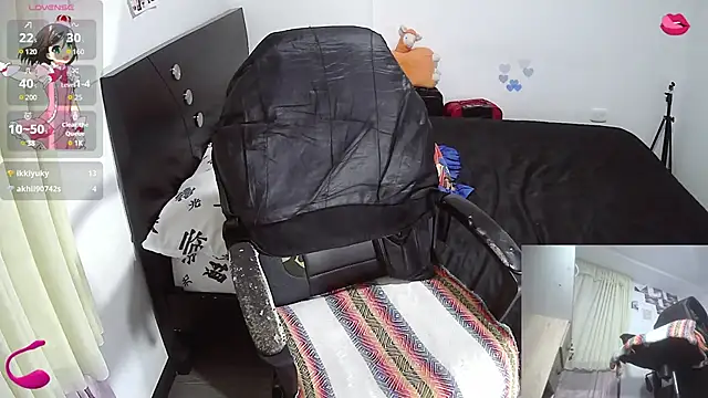 Malishka-fox online show from March 14, 2025, 2:42 am