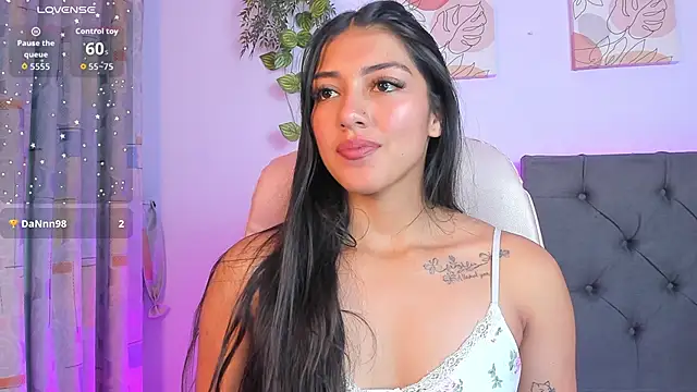 Quiinn bx online show from November 29, 2025, 8:34 pm