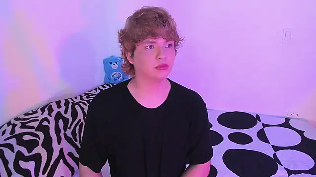 adam angelssss online show from February 8, 2026, 4:16 am