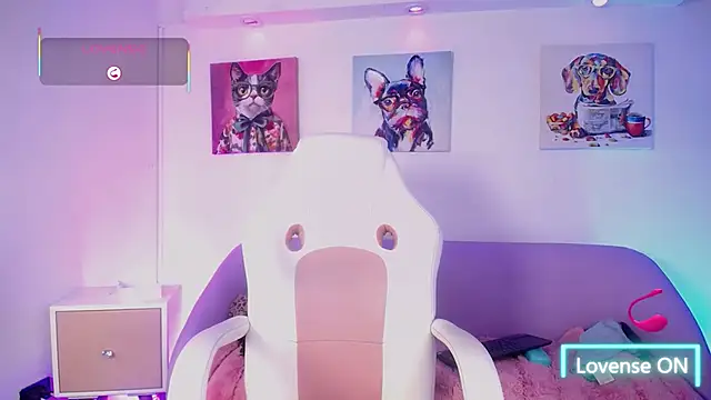 SamyJhomson online show from December 16, 2025, 4:06 am