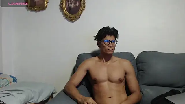 Christian Musclet4 online show from October 25, 2025, 10:12 am