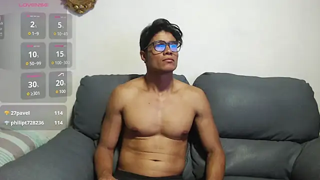 Christian Musclet4 online show from November 6, 2025, 2:56 am