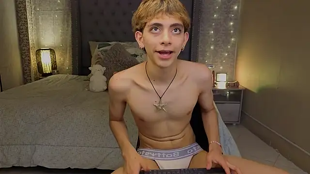 Matty Sparkk online show from November 30, 2025, 2:54 pm