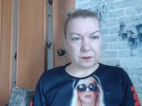 Lillia Ray online show from February 1, 2026, 8:35 am