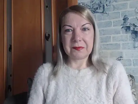 Lillia Ray online show from April 9, 2026, 8:53 am