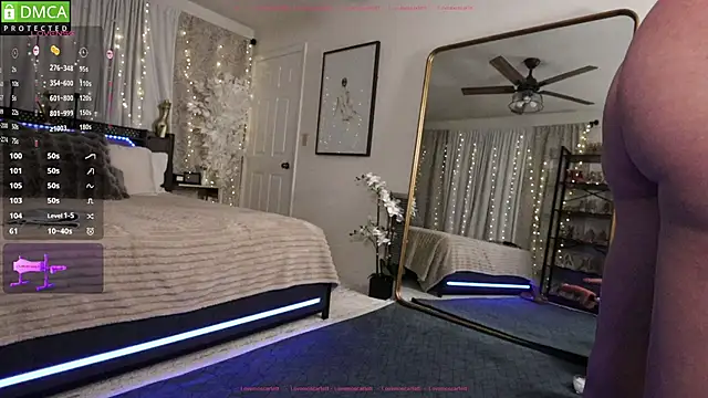 LoveMoScarlett online show from October 30, 2025, 4:03 am