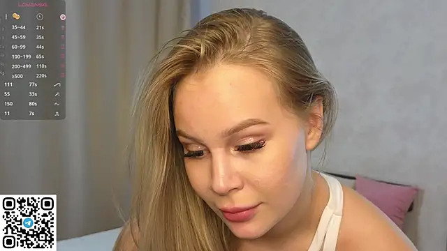 cassiemurr  online show from March 21, 2025, 9:56 am